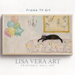 以下が含まれることがあります： パーティーハットをかぶった黒猫が花柄のソファに寝そべる、印刷可能なウォールアート。パステルカラーの風船とシャンデリアが背景に。テキスト「Frame TV Art」と「LISA VERA ART」。インテリア装飾。
