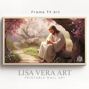 Könnte beinhalten: Ein gerahmtes Gemälde von Jesus, der unter einem Baum mit rosa Blüten sitzt. Das Gemälde ist vor dem Hintergrund eines Weges durch einen Wald platziert. Der Text "LISA VERA ART PRINTABLE WALL ART" befindet sich unter dem Rahmen.