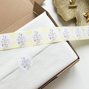 Wilde bloemen stickers | 100 stuks | Sticker Bloemen | Sticker Cadeau | Stickers voor trouwkaarten | kleine stickers | 4cm
