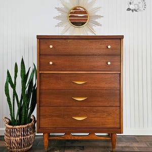 Mid Century Modern Walnut Highboy Dresser – Read Full Listing for Shipping Details – Professionally Restored, Lined Drawers