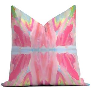 Almofada decorativa em aquarela: decoração abstrata em rosa choque e azul