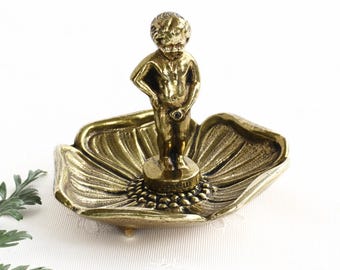 Vintage Brass Mini Garden Fountain Manneken Pis Bruxelles, Little Boy on Lotus Flower