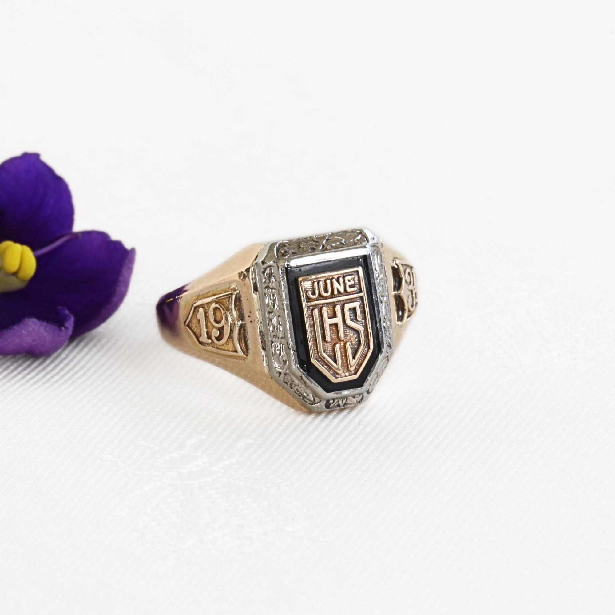 アメリカアンティーク｜10k gold School Ring Vintage 10K Gold 1934 Class Ring, Engraved, Lincoln High School
