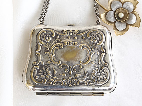 Antique Edwardian Silverplated Floral Dance Purse… - image 3