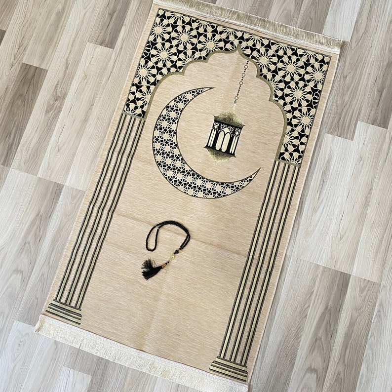 Personalized Prayer rug, Eid Favors, Sejadah, Islamic Gifts, rug for men, rug for women, Ramadan Gift, Gift for Muslim Friend, Prayer Mat image 9