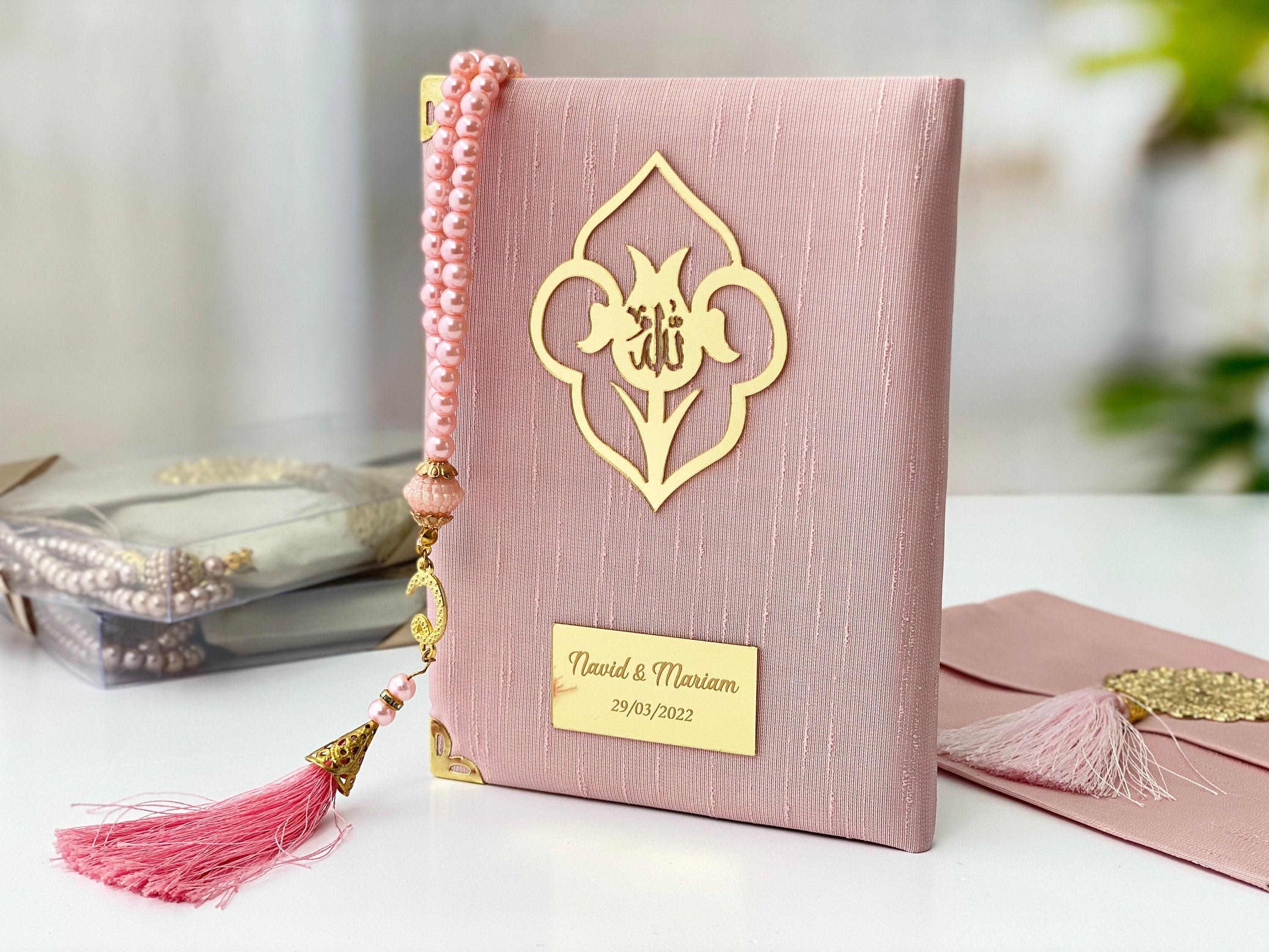 Pink Arabic Dua Book, Yaseen Tasbeeh Set, Islamic Favors, Aqeeqah Favors, Muslim Baby Shower Gifts, Islamic Party Gifts, Pearl Beads