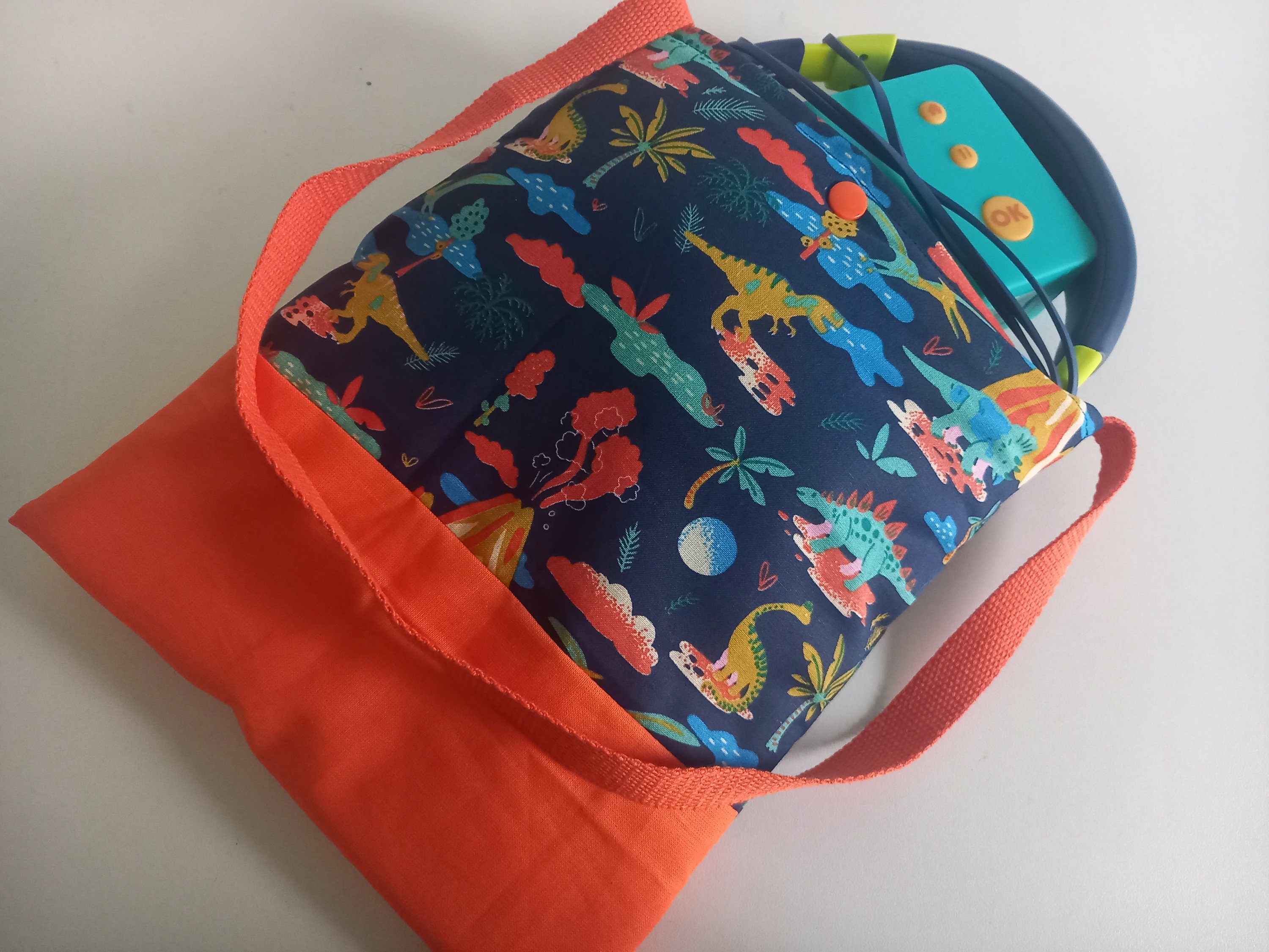 Pochette avec bandoulière pour la fabrique à histoires lunii