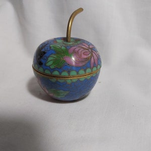 Vintage Chinese cloisonne enamel apple shape trinket Box Dia 4.5cm*H5cm