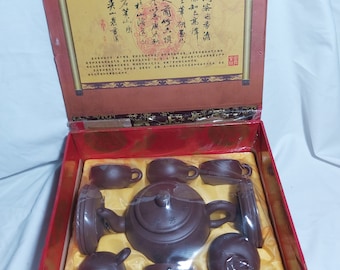 Brand New Chinese Zisha clay teapot set in original sealed box