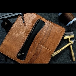 Cartera larga con bolsillo con cremallera
