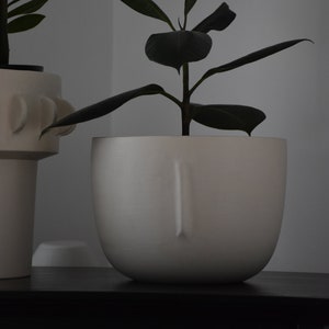 White Ceramic Planter // Ceramic Handmade Planter // Minimalist Pot // Simple and Modern Design // Bohemian Planter // Mothers Day Gift image 3