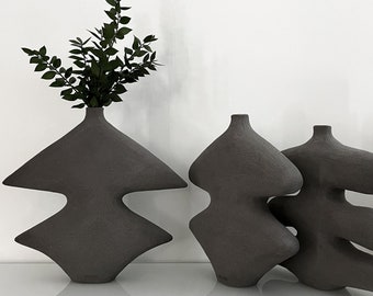 Matisse Vase M3, Black Ceramic Sculptural Vase, Modern Ceramic Vase, Black Ceramic Vessel, Decoration Gift