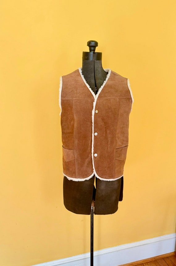 1970s Western Leather Sherpa Lined Vest