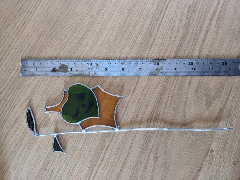 Handmade The legend of Zelda Korok stained glass planter stake image 7