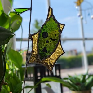 Handmade The legend of Zelda Korok stained glass planter stake image 5