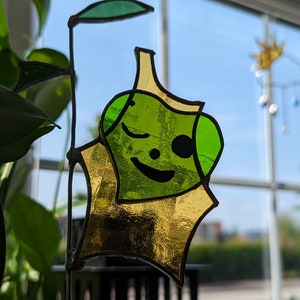 Handmade The legend of Zelda Korok stained glass planter stake image 2
