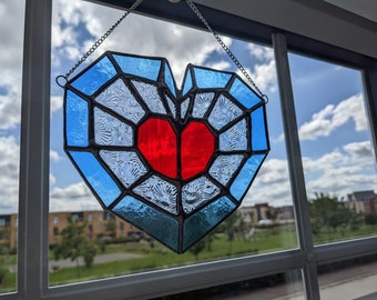 Handmade "The legend of Zelda Piece of Heart" stained glass suncatcher