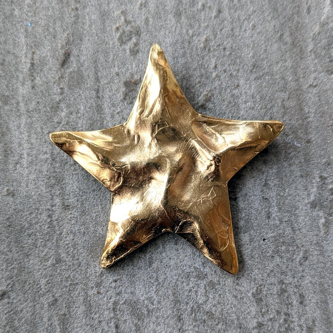 希少　Yves Saint Laurent リヴゴーシュ　星形　スター　ブローチ 希少 Yves Saint Laurent リヴゴーシュ 星形 スター ブローチ