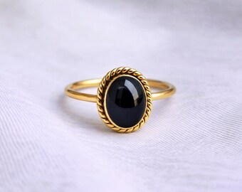 Black Onyx Oval Gemstone Ring, 925 Solid Sterling Silver, Yellow Gold Plated Ring, Gift for Her, Women Ring