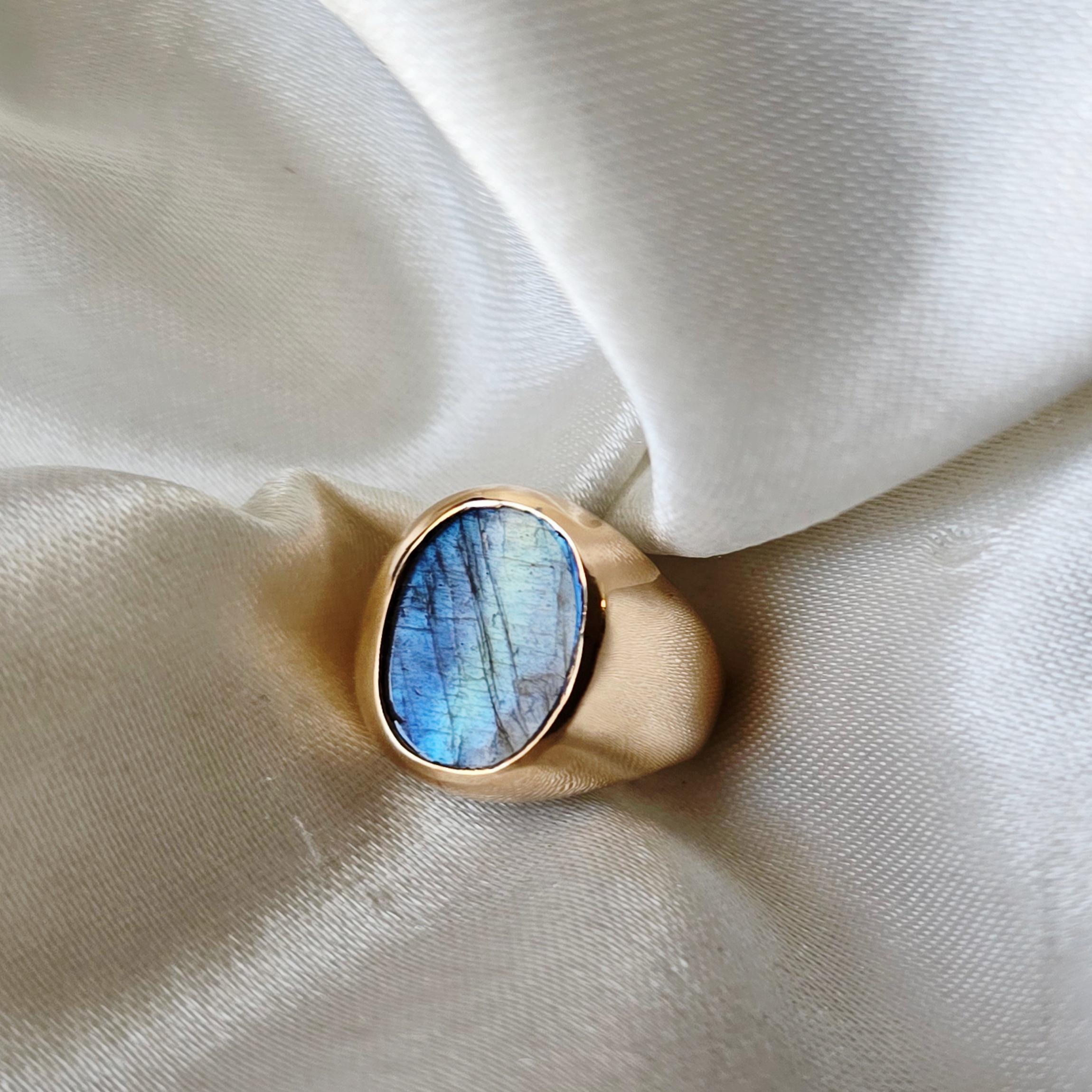 Handmade Labradorite Signet Ring: 925 Sterling Silver, Gray Blue 