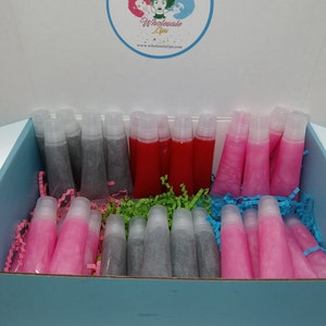 Lipgloss, lipgloss bundles, lipgloss tubes, lipgloss kit, lipgloss base, wholesale lipgloss, wholesale lipgloss private label