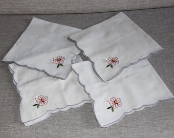 Lot de 4 serviettes de table anciennes brodées en fil de coton, serviettes à thé carrées de 25 cm x 25 cm