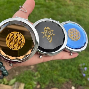 Crystal Compact Mirror | crystal gifts | cute mirrors | chakra mirror set | witchy gifts
