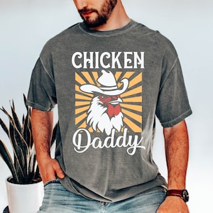 Chicken Daddy Shirt, Chicken Owner Gift Tshirt, Father&#39;s Day Chicken Dad Gift Tee, Chicken Lover Gift Tshirt, Retro Chicken Dad Shirt