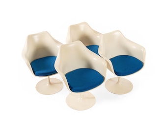 Original Fiberglass Tulip Arm Chairs by Eero Saarinen for Knoll 1970s