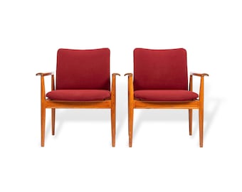 Mid Century Danish Red Diplomat Chairs by Finn Juhl for France & Daverkosen