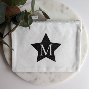 Bolsa plana con cremallera inicial personalizada para niños / Bolsa de accesorios / Regalo para niños / Bolsa para niños / Estrella brillante imagen 1