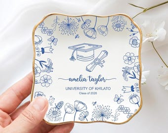 Personalized Graduation Ring Dish, Custom Class of 2026 Jewelry Trinket Tray, College Grad Gift for Her, Graduation Gifts for Daughter