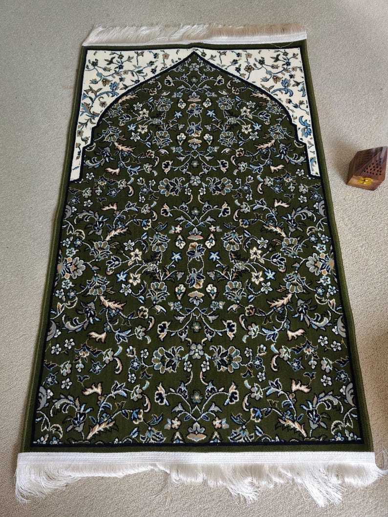 Prayer Rug Masjid Nabawi - Prayer Rug of the Medina Mosque - Original ...