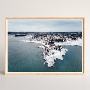 Leuchtturm von Marquette Harbour über dem Lake Superior