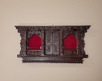 Handmade Wooden Window// Nepali Traditional Wooden Ankhi Jhyal//Wooden Photo Frame