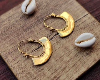 Handgefertigte Messing Creolen, ethnischer Tribal Schmuck