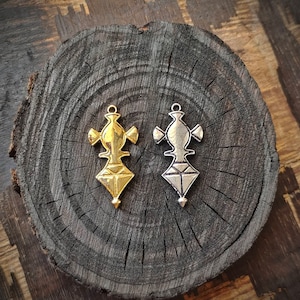 Brass charms, Brass charms, AAA quality charm,Brass charm for macrame,Macrame charms, Jewelry charms, Brass charms for macrame making, BBP39