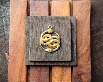 Brass snake Charm pendent, Brass Charms, Brass Charms, Brass Charms for macrame,Brass Charms for Macrame and Jewelry Making, SK20