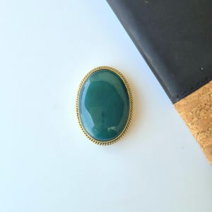 Oval Brass Framed Grooved Green Stone Cabochon – 37x29mm Jewelry Component SN125.10