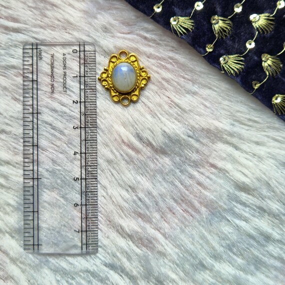 2,14 EUR/pz. connettori rotondi in ottone con pietra preziosa