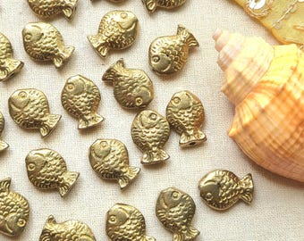 Fish-Shaped Brass Beads for Jewelry and Macrame – Antique Gold Spacer Charms for Boho Necklaces, Macrame, Bracelets, and Craft Projects Z197