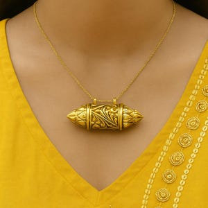 Big Secret box, Prayer box, Ethnic pendents, Amulet pendent, Vintage indian box, Indian taviz amulet container, Brass pendents