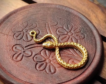 Brass snake Charm pendent, Brass Charms, Brass Charms, Brass Charms for macrame,Brass Charms for Macrame and Jewelry Making, SK23