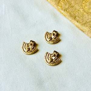 Tribal charms, Z142, Brass charms, Raw Charms, charms, Charms for macrame and jewelry making, Micro macrame making