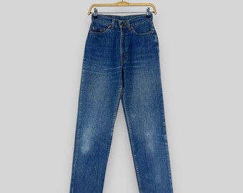 W25 L29 Vintage Levis 510-0217 Vaqueros desgastados para mujer Vaqueros Levis de tiro alto con lavado medio Vaqueros Boyfriend clásicos Levis Fabricados en EE. UU. Talla 25