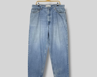 Vintage Levi's 560 Baggy Jeans, Faded Denim, Relaxed Fit (W31 L34