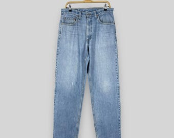 Jean vintage Levis 550, taille haute, Dirty W32 L32 Denim Levis à délavage moyen, coupe décontractée et jambe fuselée, Jean mom classique pour petite amie, taille 32