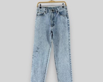 Talla 29 Vaqueros desgastados y sucios vintage Wrangler de los años 90 Vaqueros desgastados y sucios Wrangler Vaqueros desgastados y de tiro alto Wrangler Vaqueros mom clásicos Wrangler Hourglass de talle pequeño W29 L28