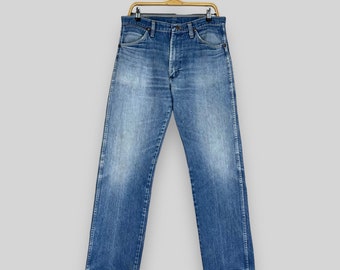 W32 L31 Vintage Wrangler Dirty High Rise Medium Wash Denim Wrangler Scoovil Cremallera Fly Made In Usa Wrangler Classic Boyfriend Jeans Tamaño 32