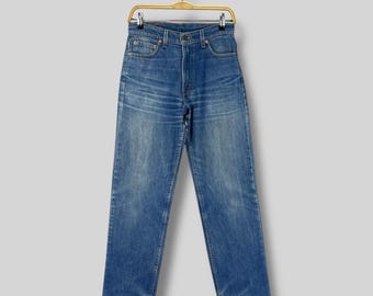 Vaqueros Levi's 510 USA vintage, talla 28/29, tiro alto, pierna recta, lavado azul medio, desgastados, fabricados en Japón, auténtica estética Y2K de los años 90